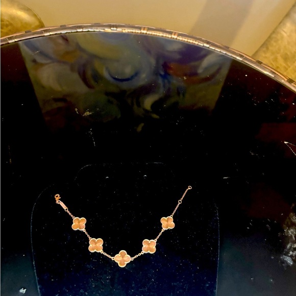 Titanium Gold Clover sparkling Gold Colored Bracelet - Picture 12 of 13